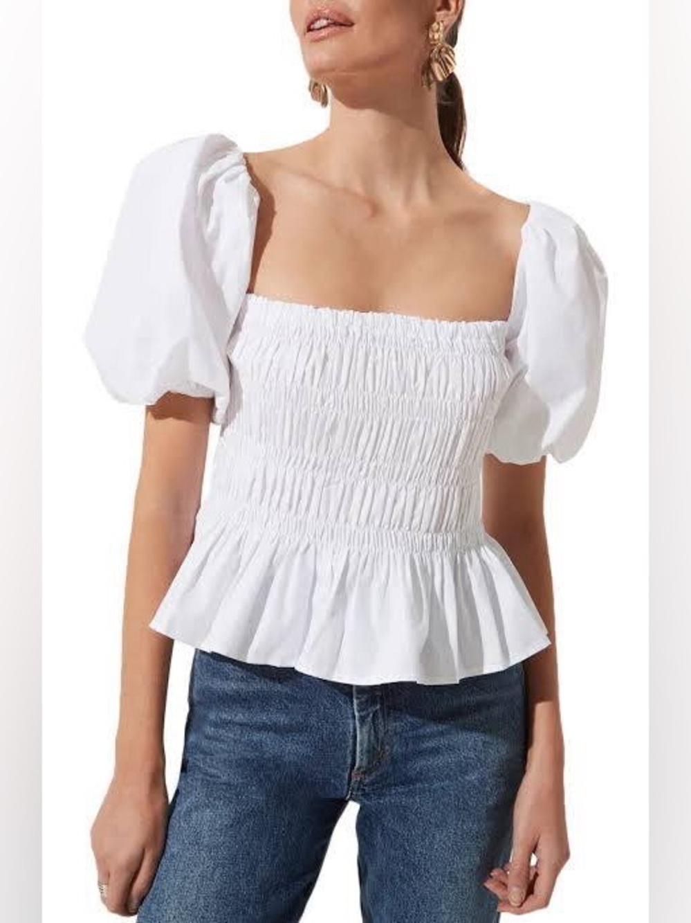 NWOT ASTR the label Savina white Smocked puff sleeve Boho Top Size XS